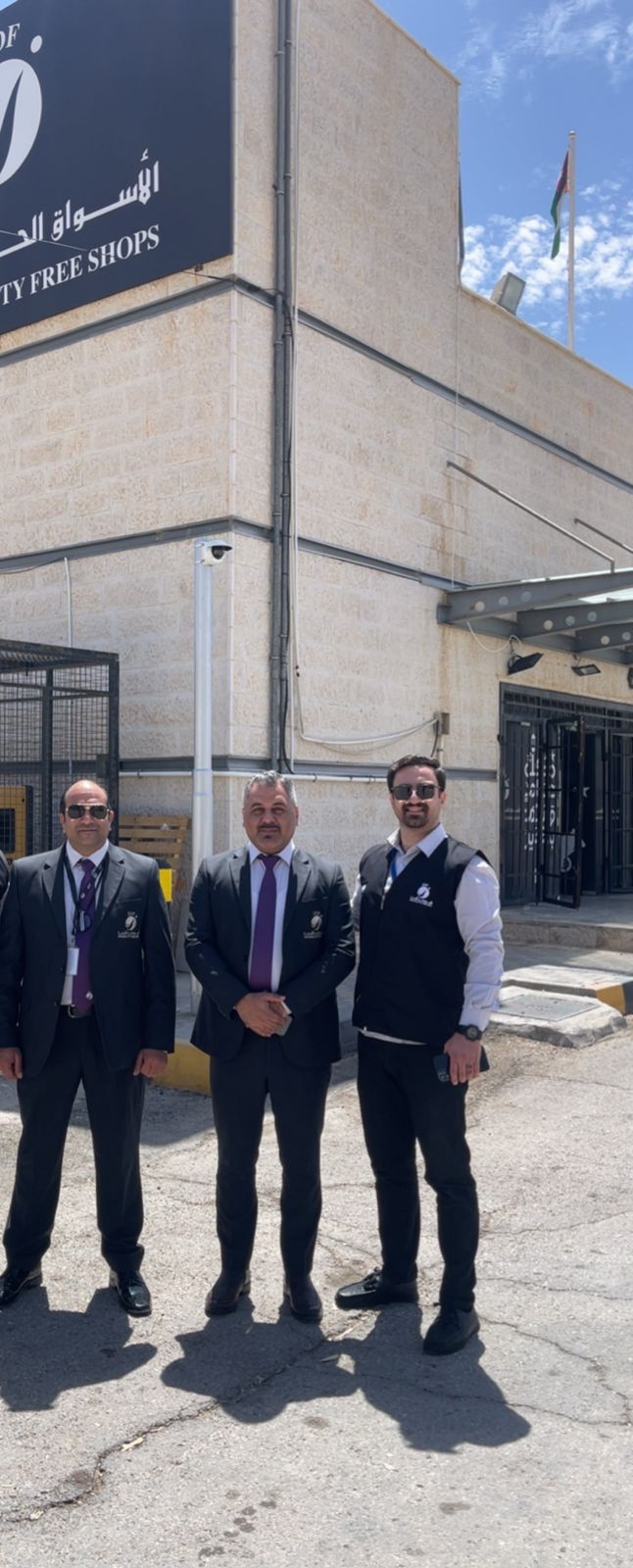بالفيديو والصور... الأسواق الحرة الاردنية تحتفل بيوم العلم