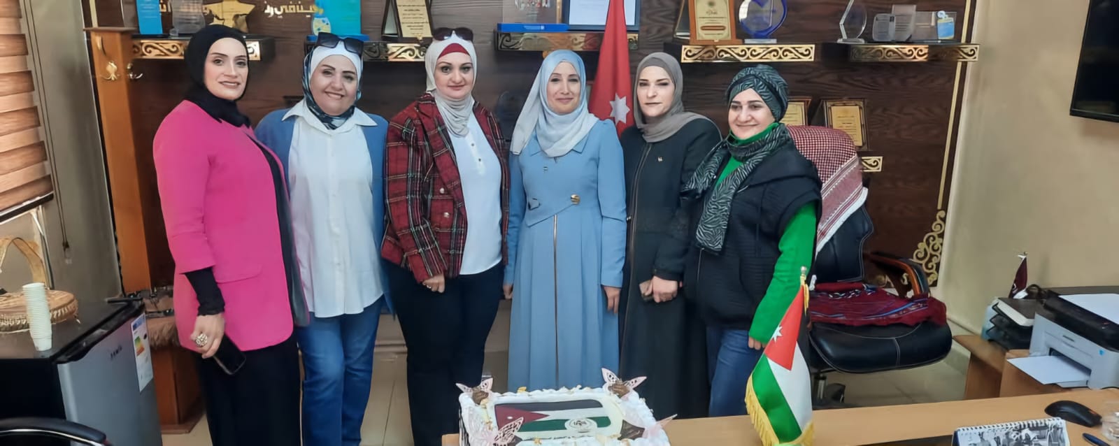 احتفالات لواء القصر برفع العلم.. حب وولاء