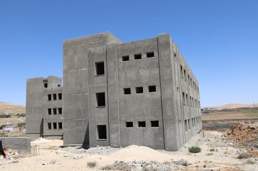 الوزير محافظة يجول على مرافق تعليمية بمحافظة الطفيلة