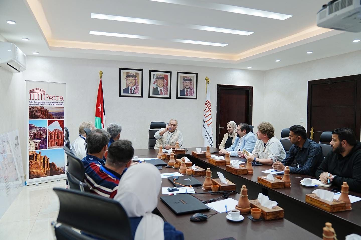 سلطة إقليم البترا والمركز الأمريكي للأبحاث الشرقية يستعرضان نتائج مشروع المسح الجوي لتعزيز حماية الإرث الأثري
