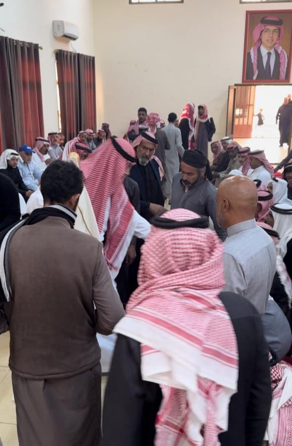 الحجايا يستقبلون جاهة البطاينة ويصفحون عن إبنهم .. فيديو وصور
