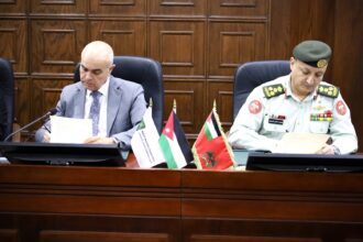 “الاستهلاكية العسكرية” و”الضمان الاجتماعي” يجددان اتفاقية بطاقة “حيّاك”