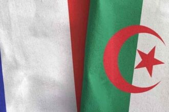 الجزائر تطلب من 12 موظفا في سفارة فرنسا مغادرة أراضيها