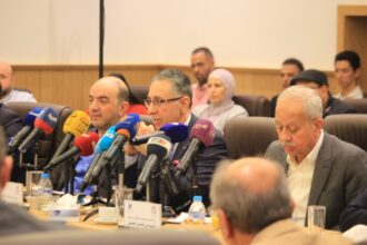 خلال مناقشة تداعيات قرار ترامب على الصناعة الاردنية.. يعرب يؤكد متانة الاقتصاد الوطني والجغبير يدعو لتوسيع حصة الصناعة محليا