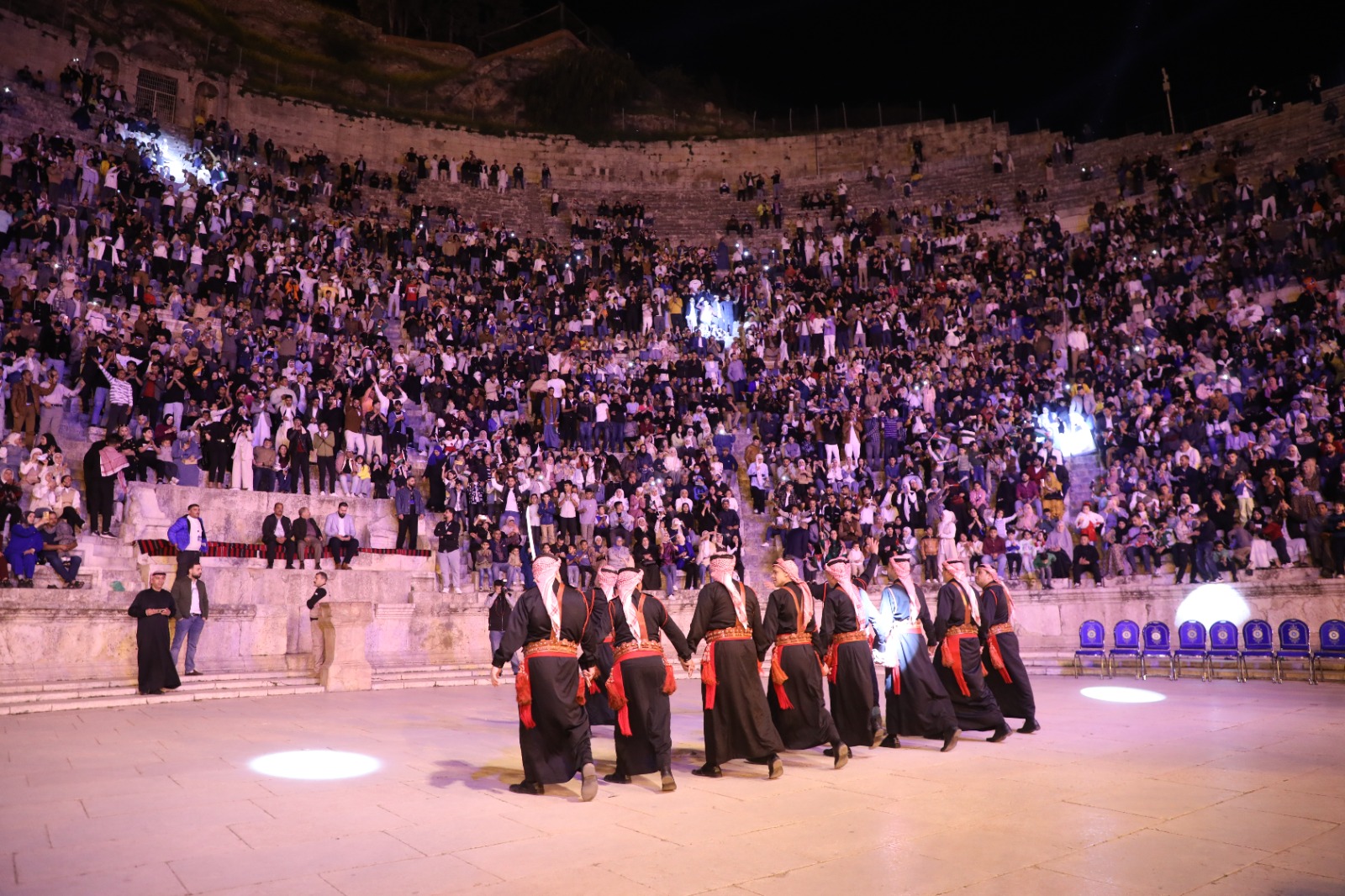وزارة السياحة: اختام مهرجان العيد وسط حضور جماهيري حاشد