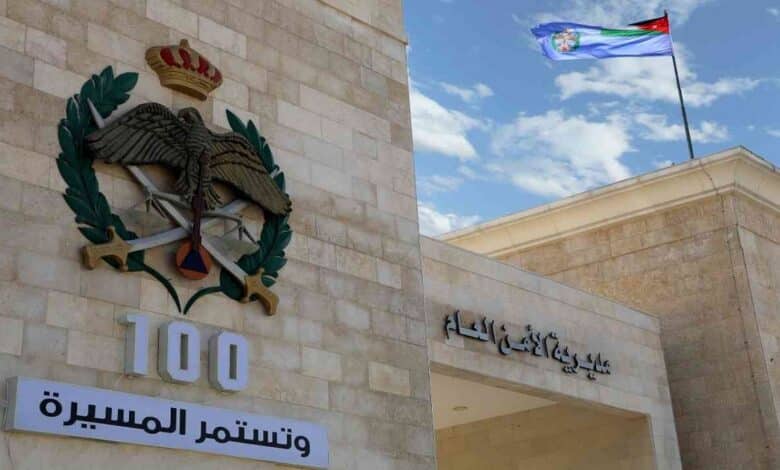 الأمن العام: 30 ألف اتصال على هاتف الطوارئ 911 منذ بداية عطلة العيد