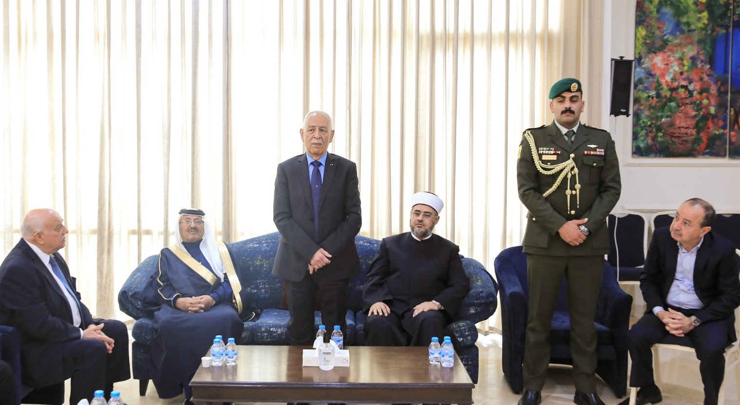 مندوبا عن الملك وولي العهد.. العيسوي يعزي العقيلي والجمل والجندي