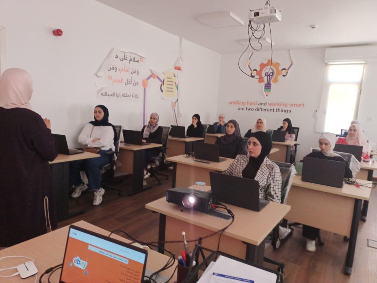 وزارة الشباب تبدأ تنفيذ حزمة البرامج التدريبية في المراكز الشبابية