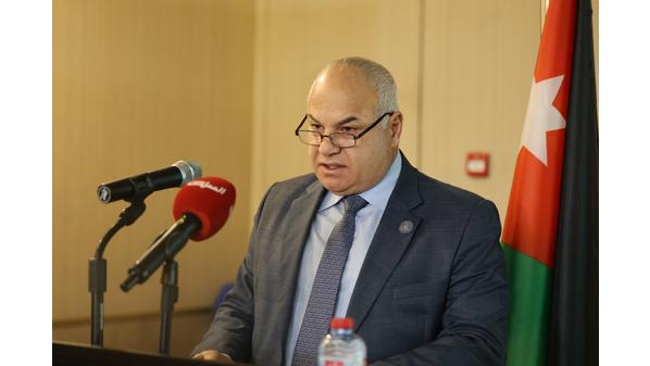 وزير العمل: ملتزمون بحماية العنصر البشري بالأردن