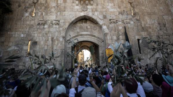 اسرائيل تمنع الفلسطينيين المسيحيين ‏من الوصول إلى القدس في أحد الشعانين