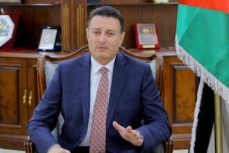 الصفدي يهنىء بعيد الفصح المجيد