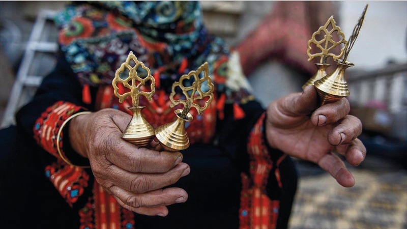 تكحيل العين... جمال شرقي متجذّر يعود بتقنيات حديثة