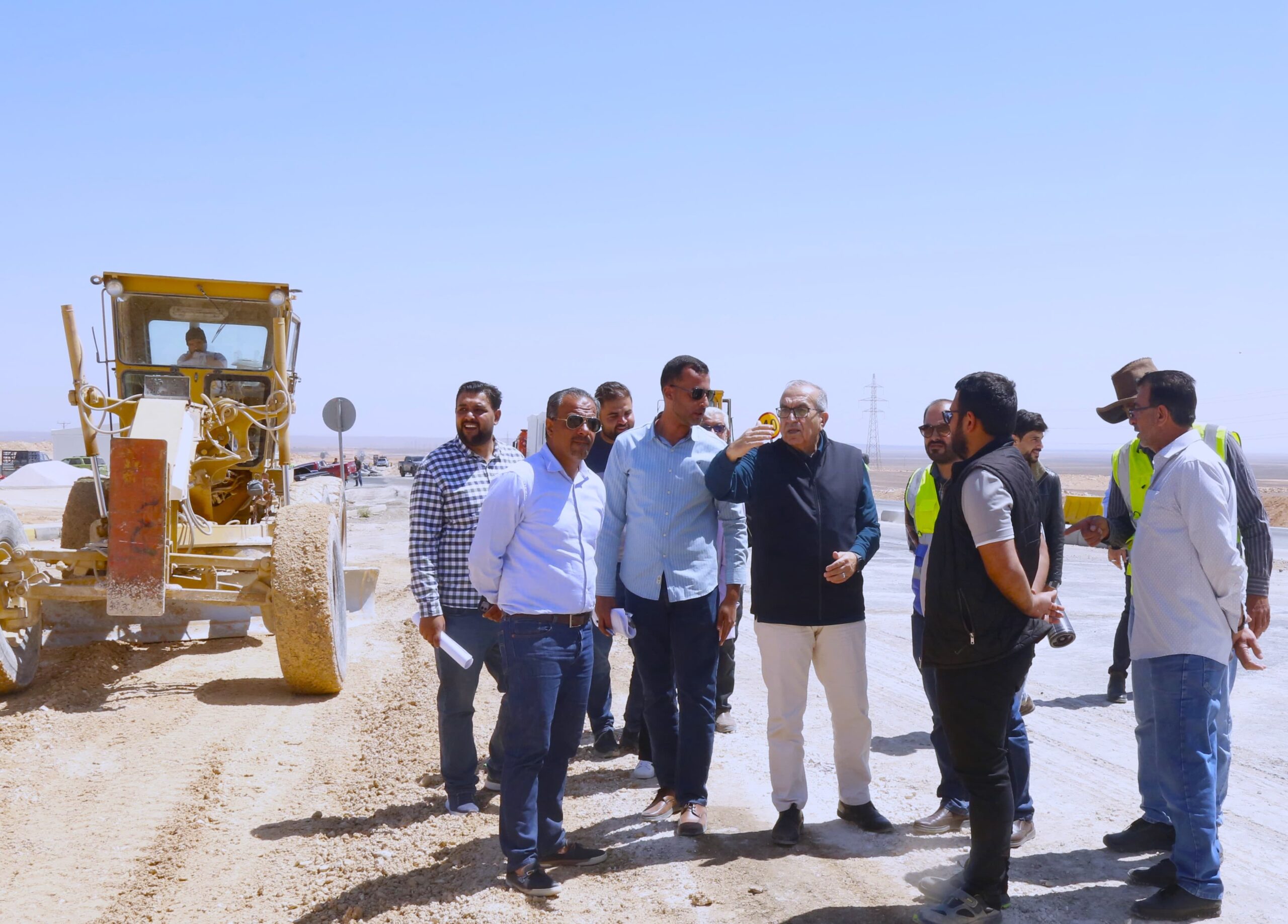 وزير الأشغال يتفقد مشاريع طرق حيوية في العاصمة