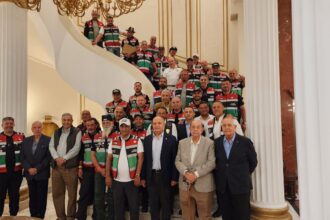 السفير الأردني في مصر يلتقي فريق "جوردان رايدرز"