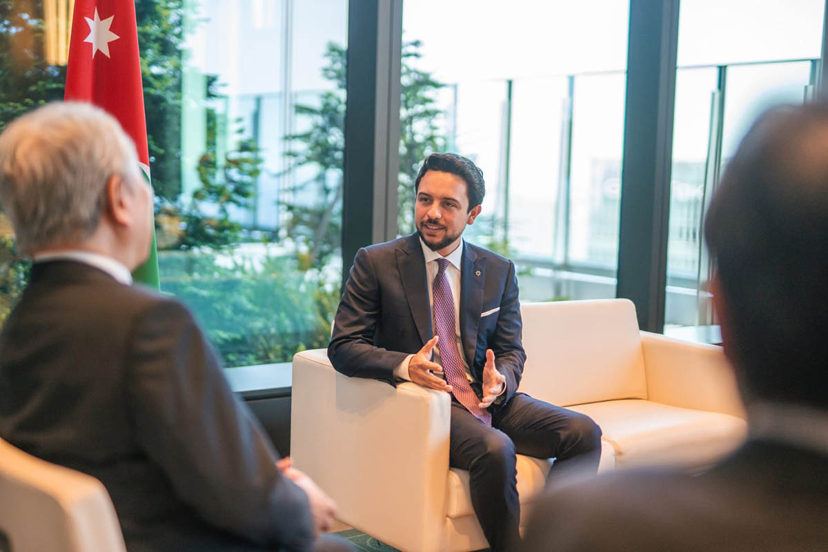 ولي العهد يبحث مع رئيس الوكالة اليابانية للتعاون الدولي توسيع التعاون الاقتصادي والتنموي