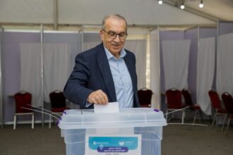 وزير الأشغال يهنئ نقيب المهندسين والمجلس الجديد بفوزهم في انتخابات النقابة