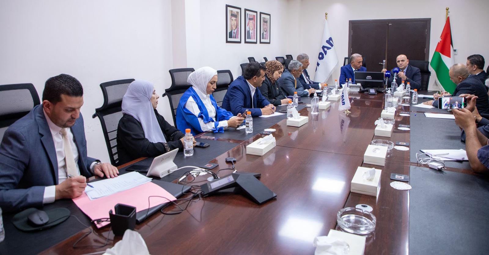 لجنة الآثار النيابية تزور هيئة تنشيط السياحة