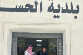 وزير الإدارة المحلية يتفقد بلديات في الكرك والطفيلة