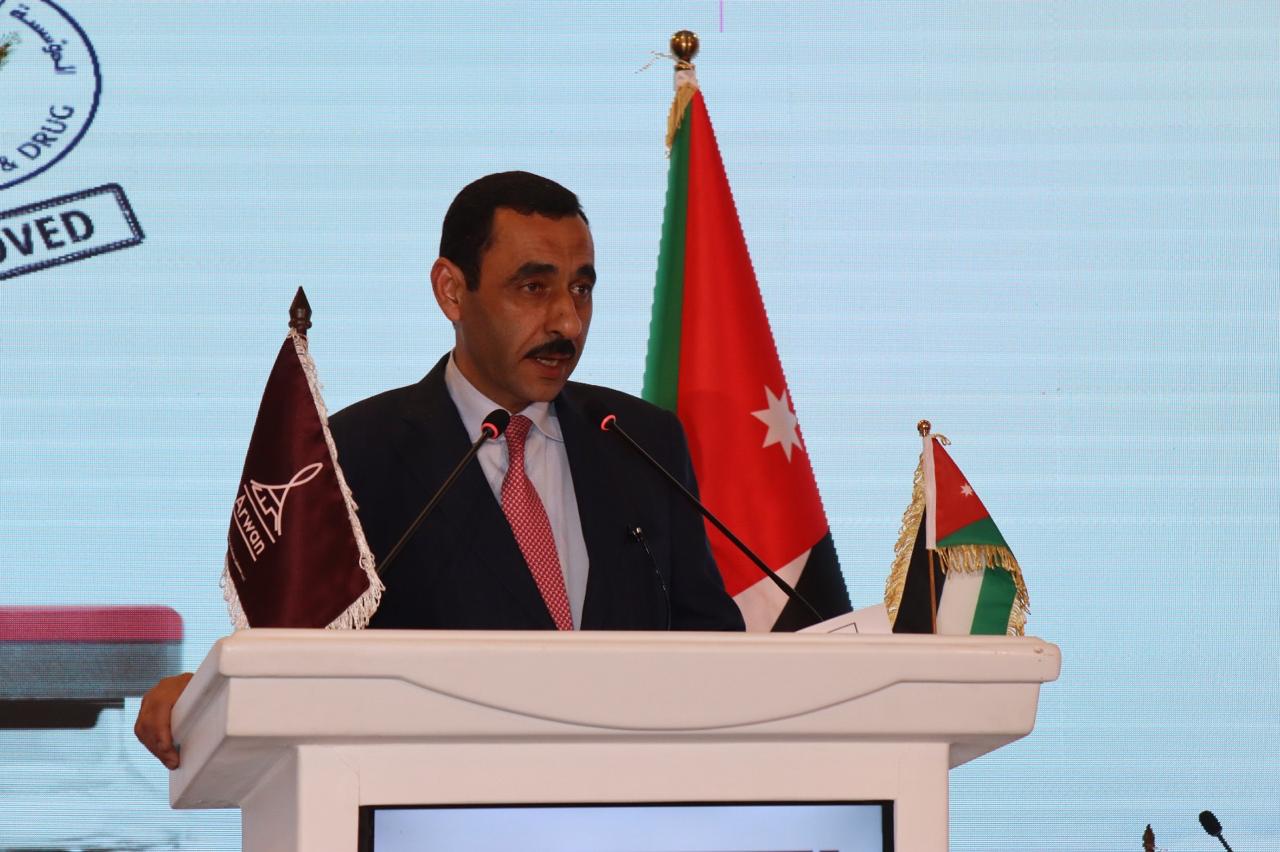 مهيدات يفتتح المؤتمر العلمي حول آليات تسجيل مستحضرات التقنية الحيوية