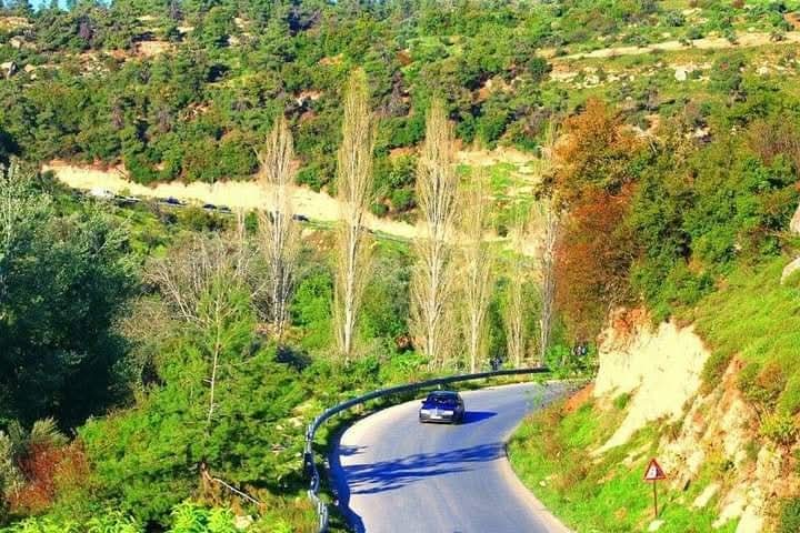 مطالب بالإسراع بإنجاز طريق وادي الطواحين