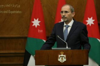 الصفدي يزور بغداد للمشاركة بالاجتماع التحضيري للقمة العربية