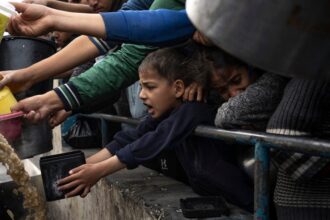 الأمم المتحدة تحذر من مجاعة تهدد 2.2 مليون إنسان في غزة