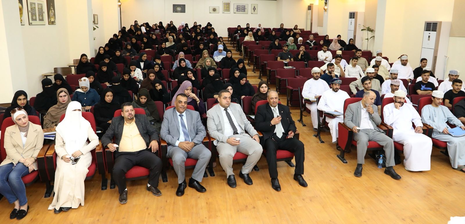 جامعة العلوم الإسلاميّة تكرّم الزميل رمضان الرواشدة