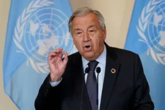 غوتيريش يطالب الهند وباكستان بضبط النفس