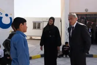 حسان يتفقد مدرسة أم رمانة ويوجّه بتوسعتها وصيانتها