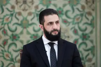 الشرع يزور باريس في أول جولة أوروبية