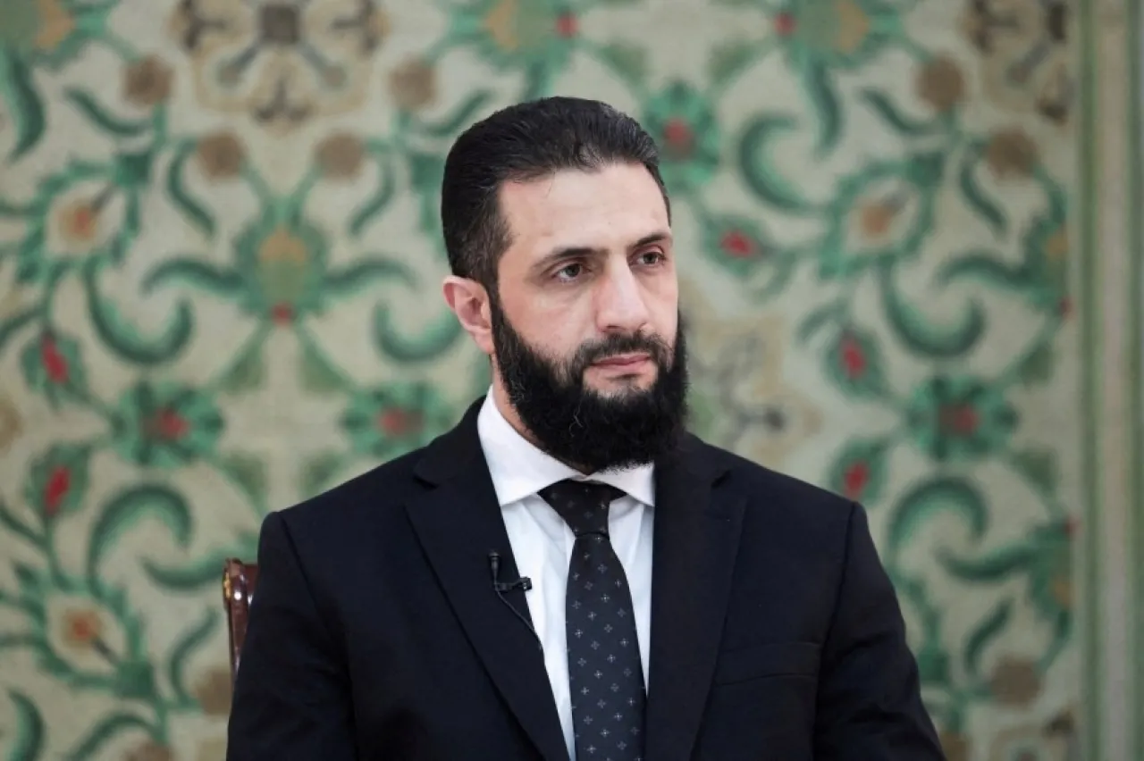 الشرع يزور باريس في أول جولة أوروبية