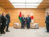 ولي العهد يلتقي برئيس الوزراء الياباني في طوكيو