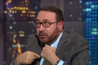فيصل القاسم يوضح سبب عدم شكره للأردن ويشيد بمواقف المملكة الإنسانية تجاه السوريين