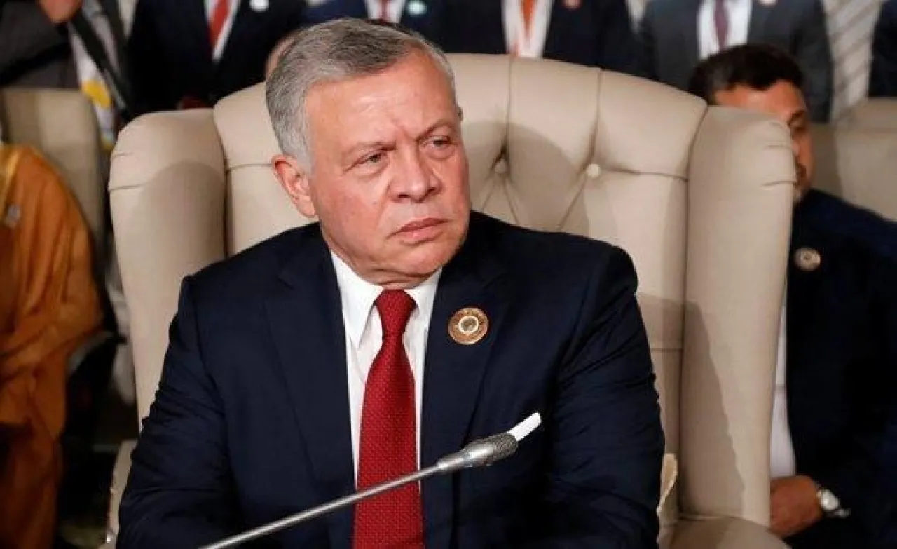 الملك يستقبل رئيس وزراء مالطا في قصر الحسينية