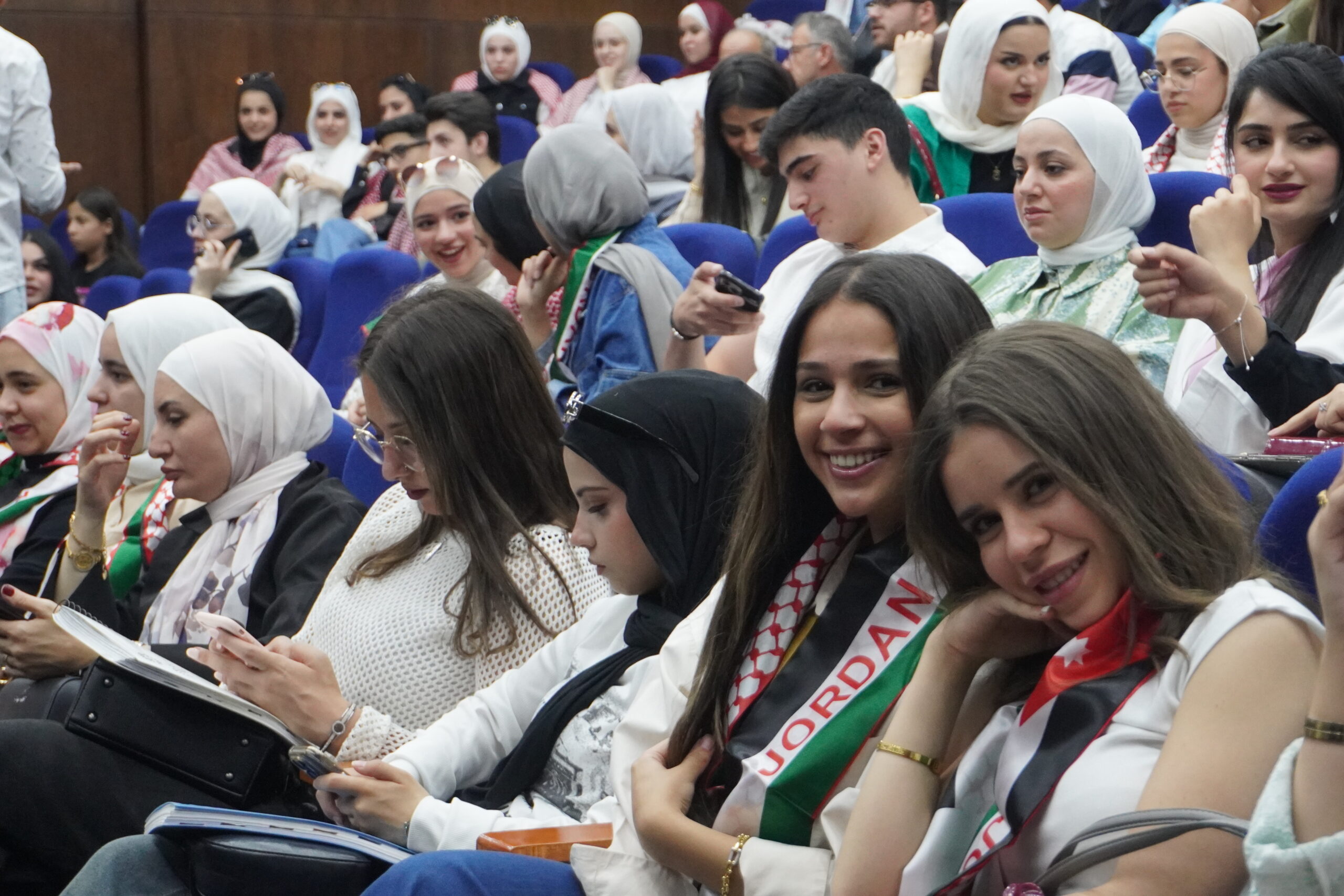 جامعة البترا تحتفل بعيد الاستقلال الـ79 وسط حضور رسمي وثقافي متنوع