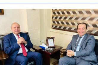 وزير الشؤون السياسية والبرلمانية يلتقي نقيب مقاولي الإنشاءات الأردنيين