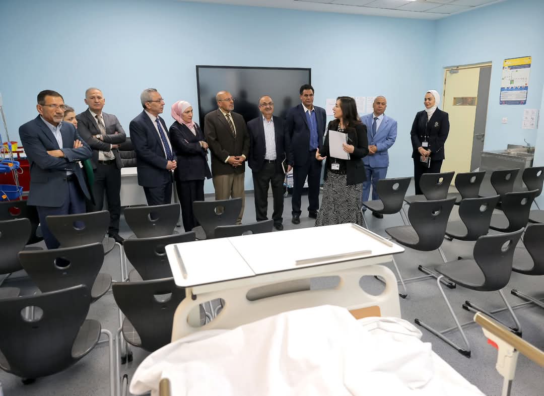 "التربية النيابية" تزور كلية لومينوس ومدرسة أم عبهرة