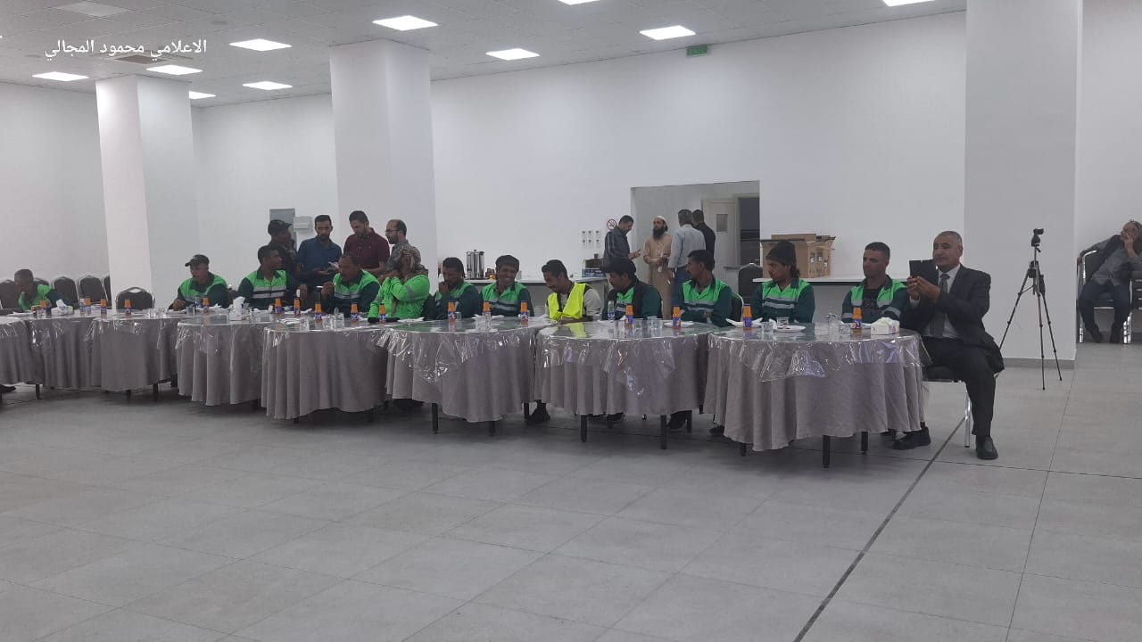 جمعية شهداء مؤتة تكرم عمال الوطن في بلدية الكرك