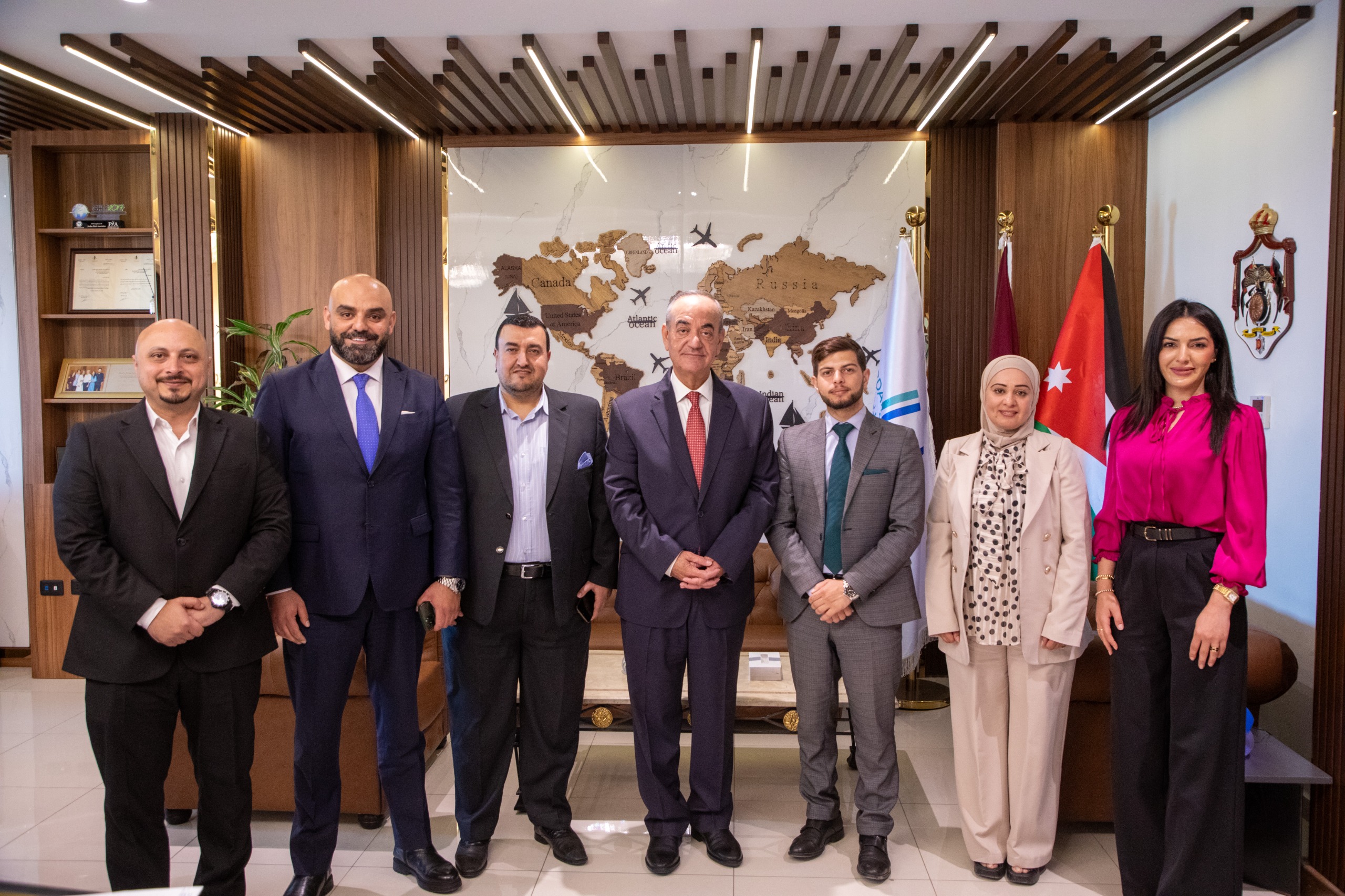 الهندي والمساعيد يبحثان تعزيز التعاون بين جمعيتي الفنادق وفرسان التغيير