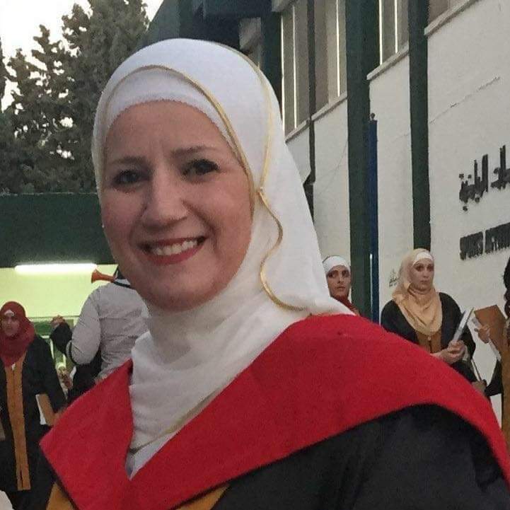 ترقية الدكتورة بيتي السقرات إلى رتبة أستاذ في الجيولوجيا التطبيقية بالجامعة الأردنية