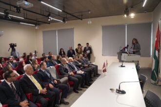 انطلاق مؤتمر "الصحافة العلمية بين الواقع وقيادة التغيير" في جامعة الشرق الأوسط بمشاركة عربية واسعة