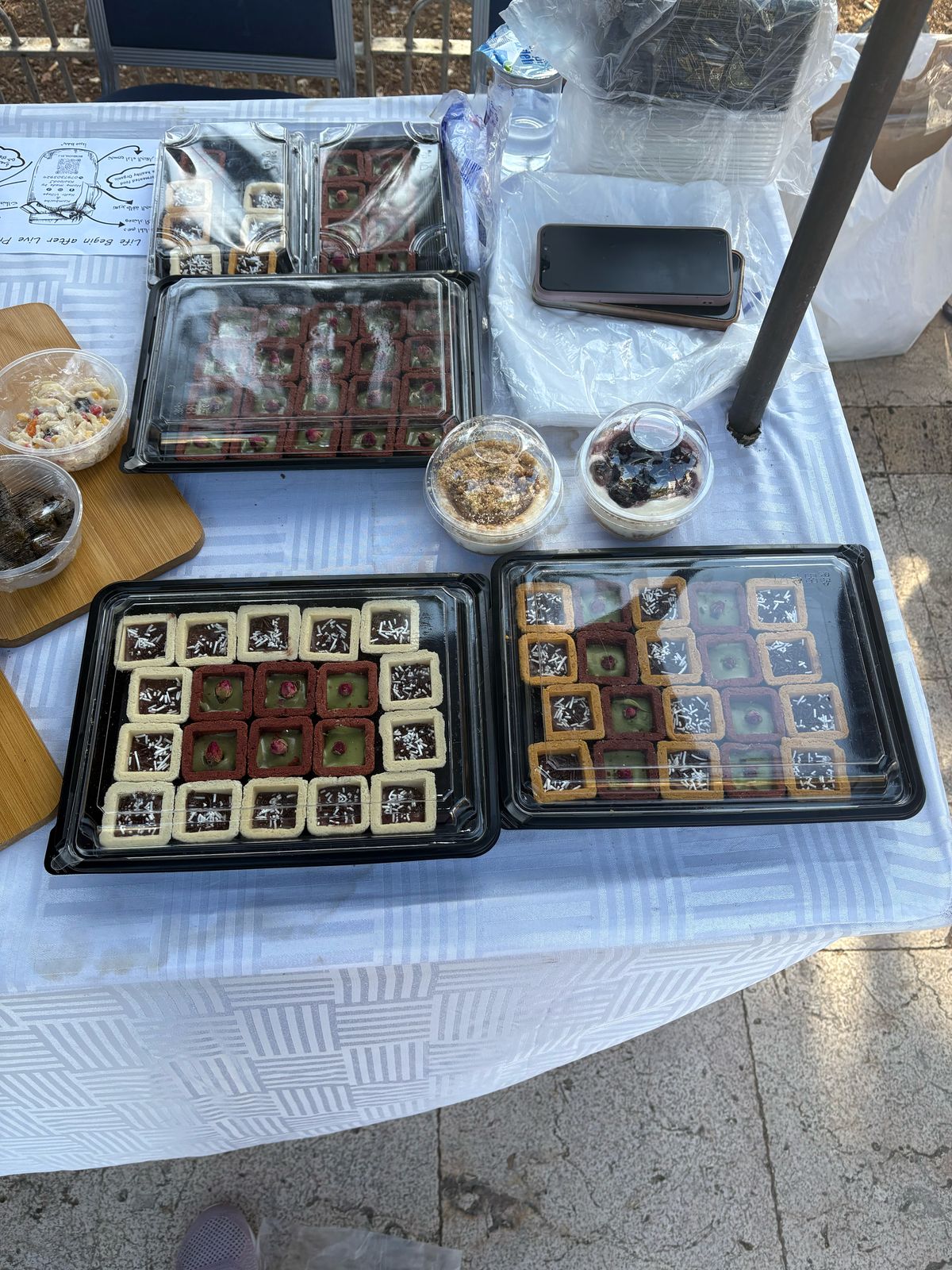 بازار "جونة بلادي" يضيء دوّار باريس في قلب اللويبدة( صور و فيديو)
