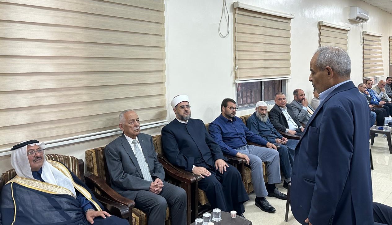 مندوبا عن الملك وولي العهد...العيسوي يعزي عشائر الشراري والعمرو والحباشنة