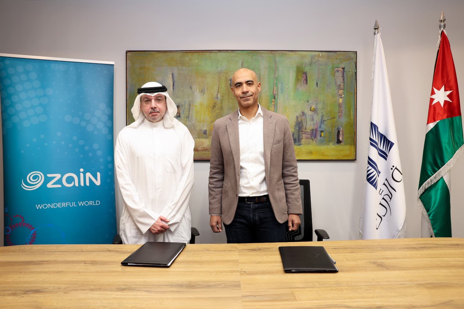 صورة حول : Zain Provides Integrated Telecom Solutions for Jordan Gate Towers Project Zain Provides Integrated Telecom Solutions for Jordan Gate Towers Project