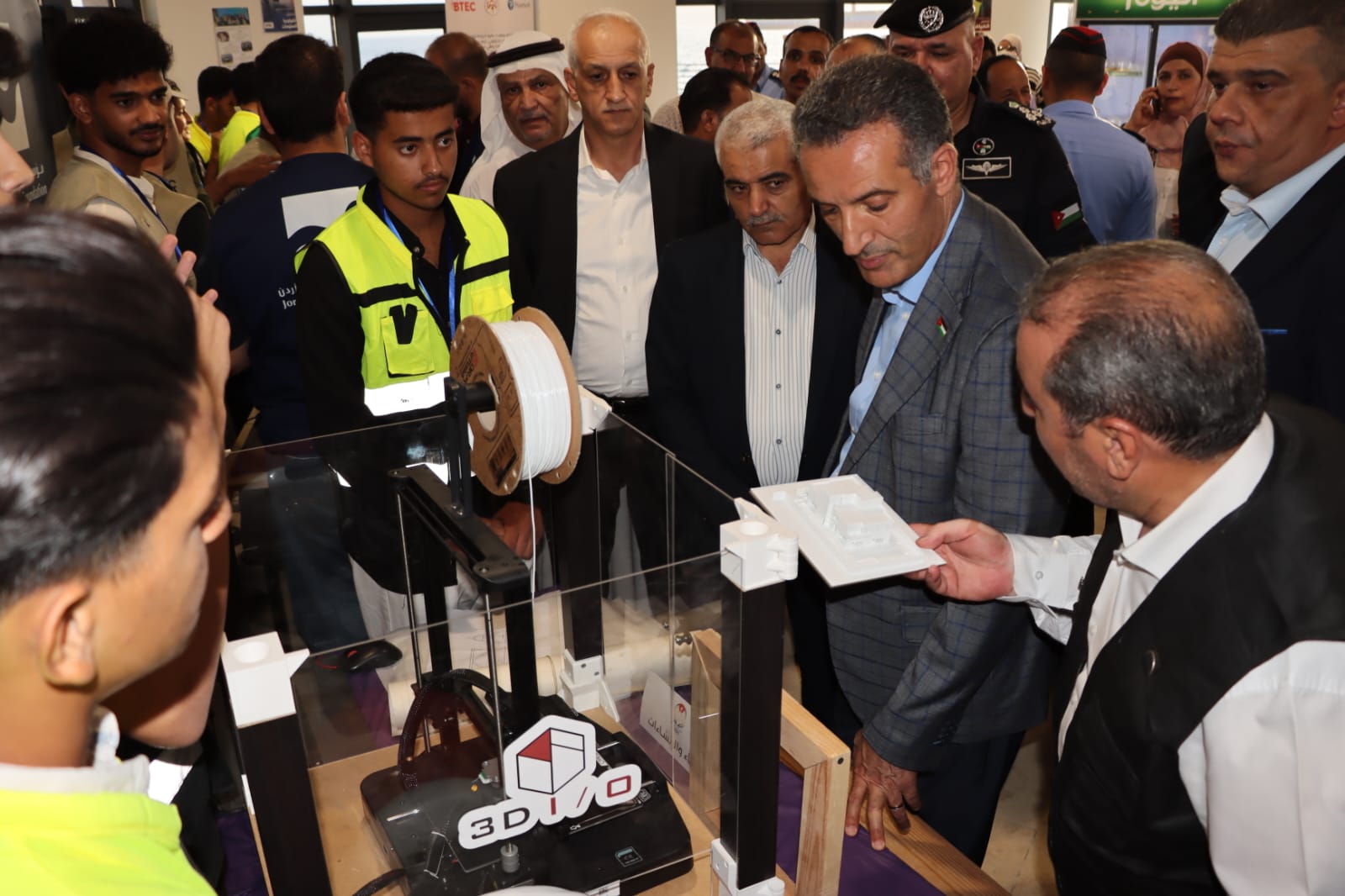 معرض الأعمال الانتاجي لطلبة التعليم المهني BTEC