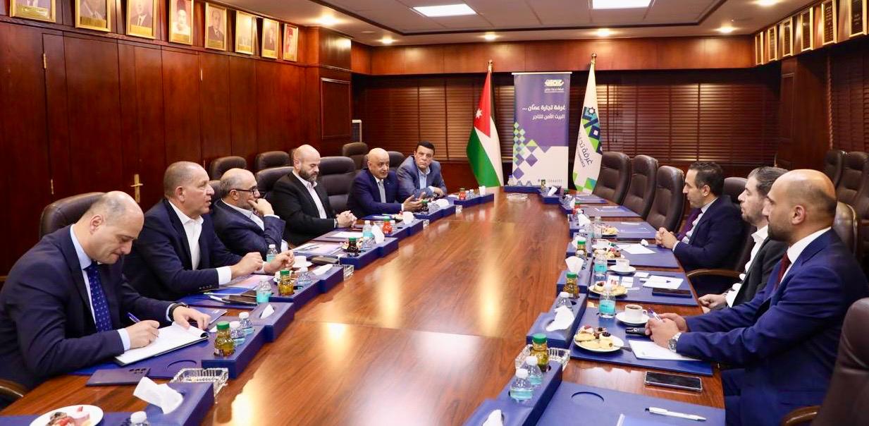 غرفة تجارة عمّان تبحث تعزيز التعاون الاستثماري مع "رؤية عمّان"