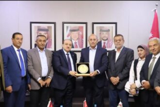 بالصور... حزب البناء الوطني يزور الهيئة الخيرية الهاشمية