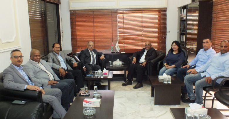 الصحفيين تلتقي المذيعين