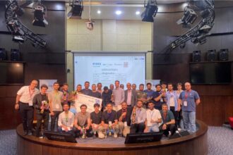 فريقان من جامعة البترا يحصدان مراكز متقدمة في هاكاثون الذكاء الاصطناعي 2025
