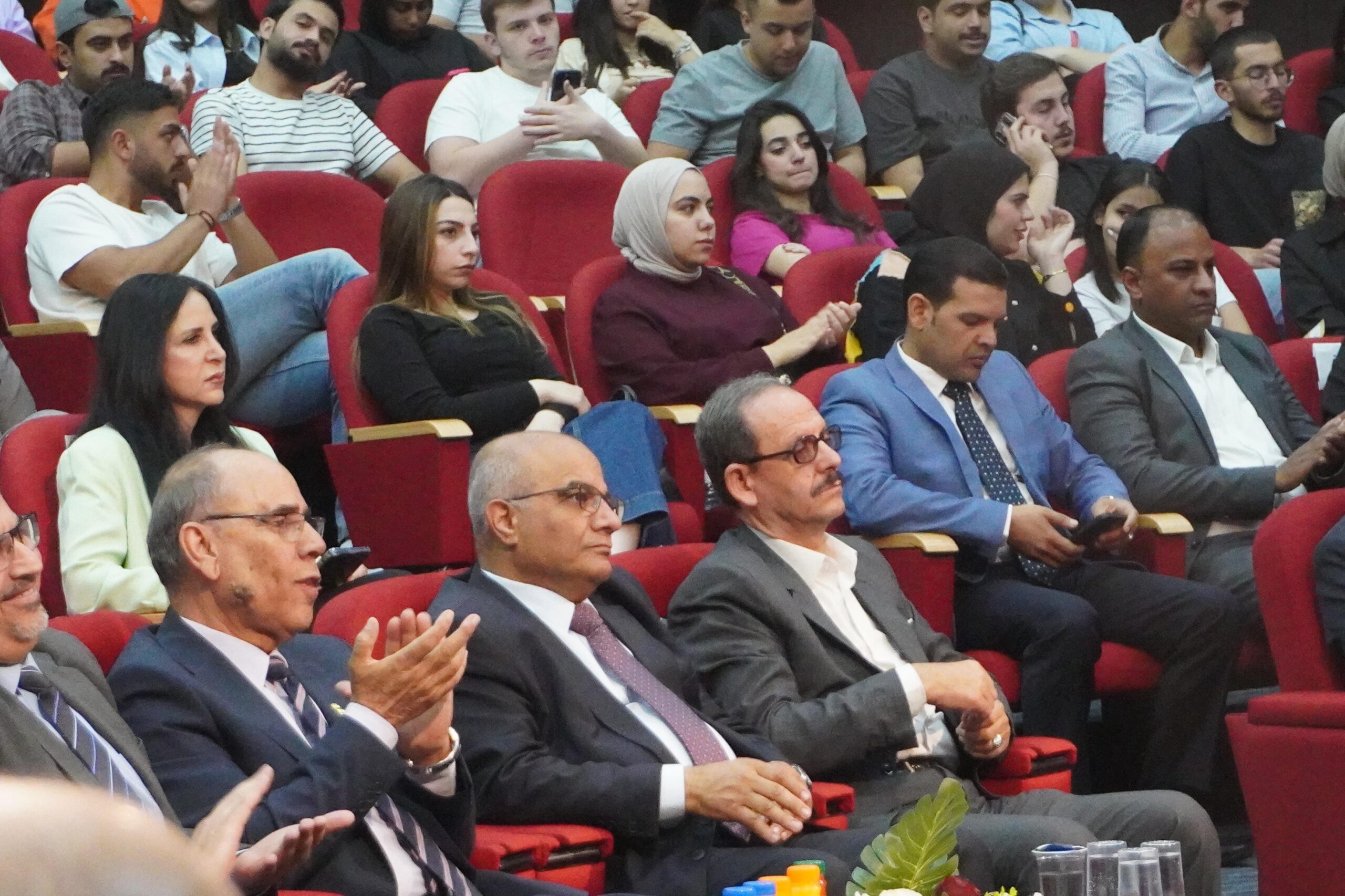 كلية الإعلام في جامعة البترا تنظّم ندوة حول الحريات الصحفية ومسؤولية الإعلام( فيديو صور)